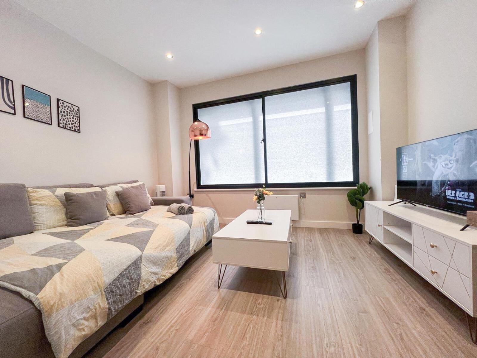 Chic 1-Bedroom Flat In Elephant & Castle, Near The Shard Londra Esterno foto