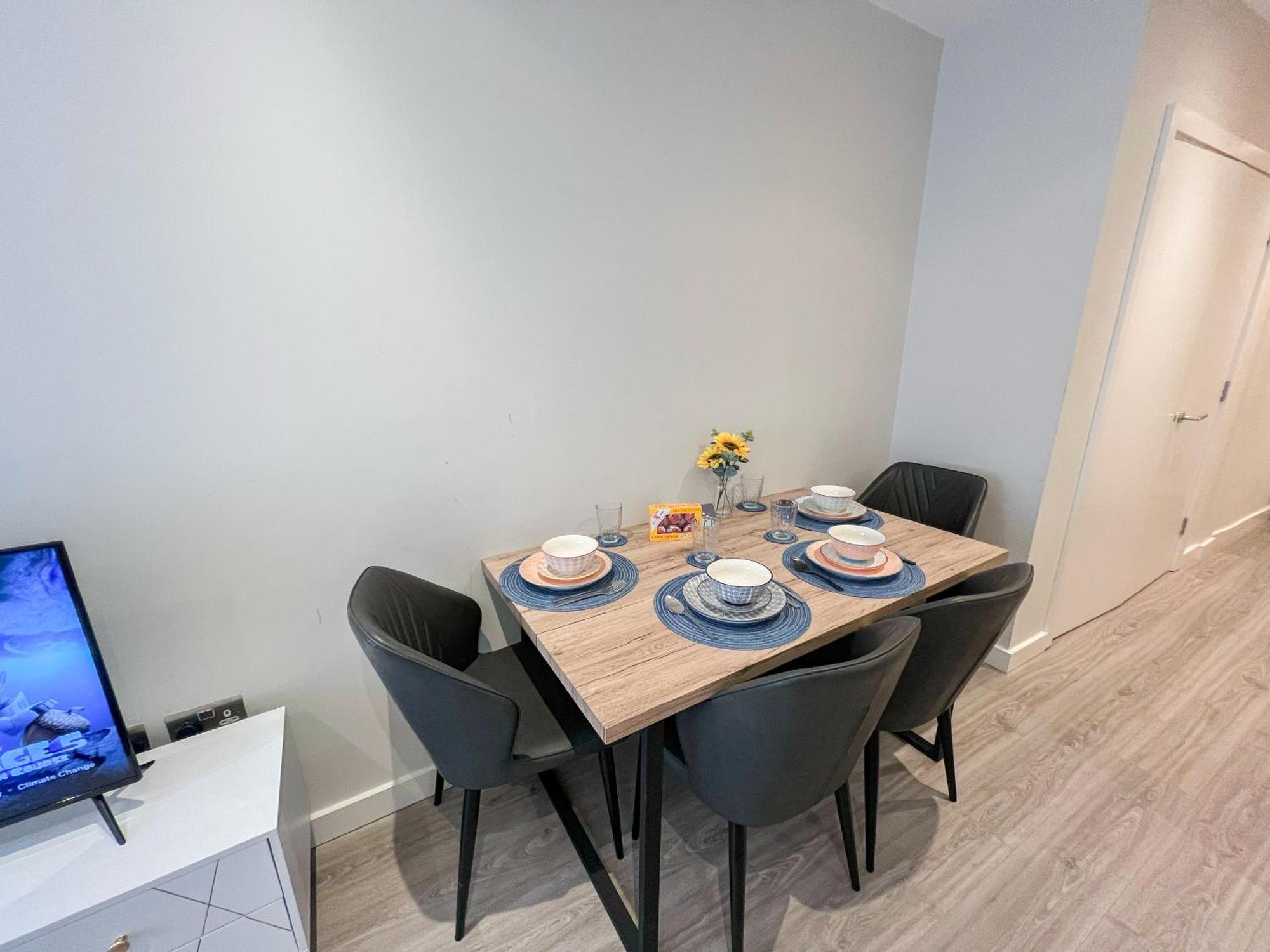 Chic 1-Bedroom Flat In Elephant & Castle, Near The Shard Londra Esterno foto